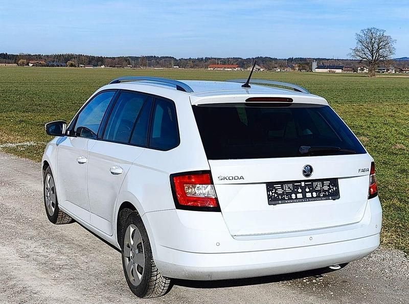 Gebraucht Skoda Fabia Style 110 PS (80 kW) 2015 Weiß Kombi