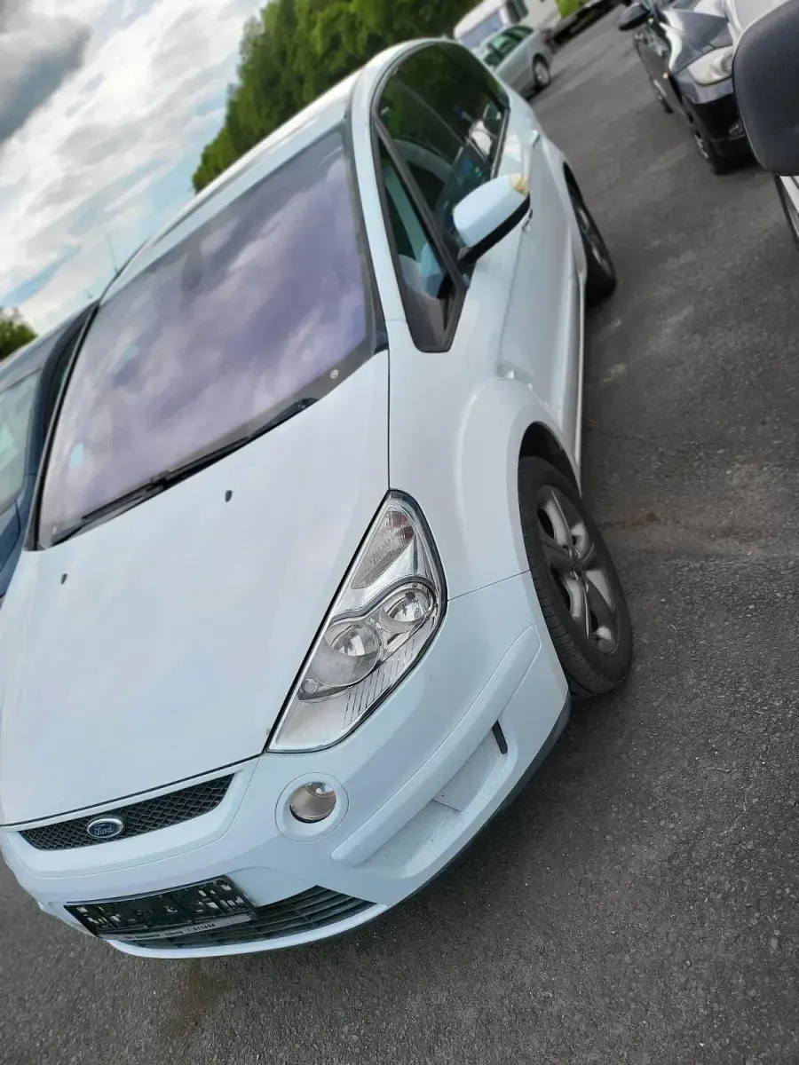 Gebraucht Ford S-MAX S 116 PS (85 kW) 2009 Weiß Van / Kleinbus