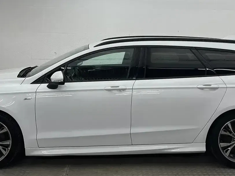 Gebraucht Ford Mondeo ST-Line 391 PS (287 kW) 2022 Frostweiß Kombi