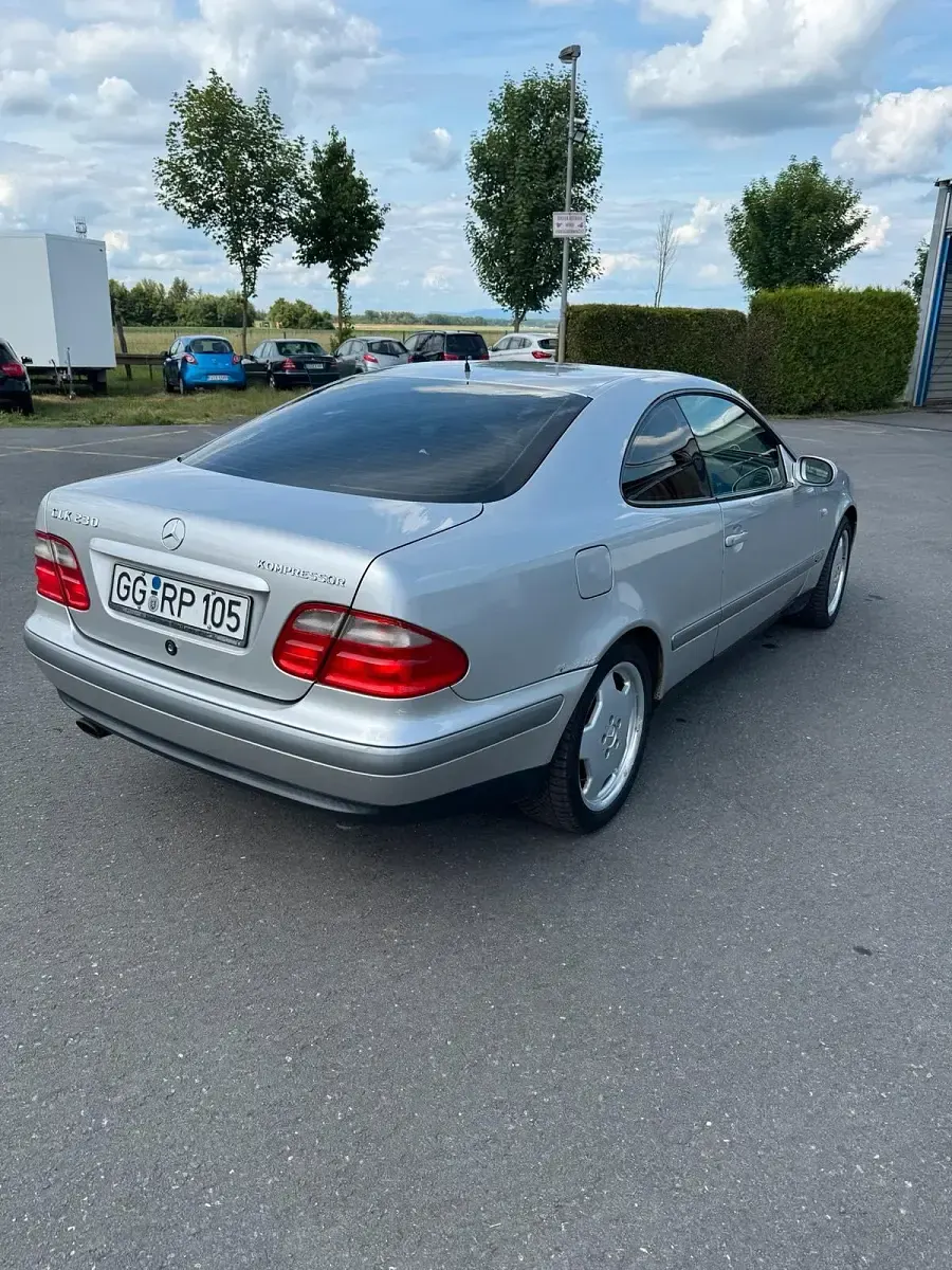 Gebraucht Mercedes CLK230 1998 Silber Coupé