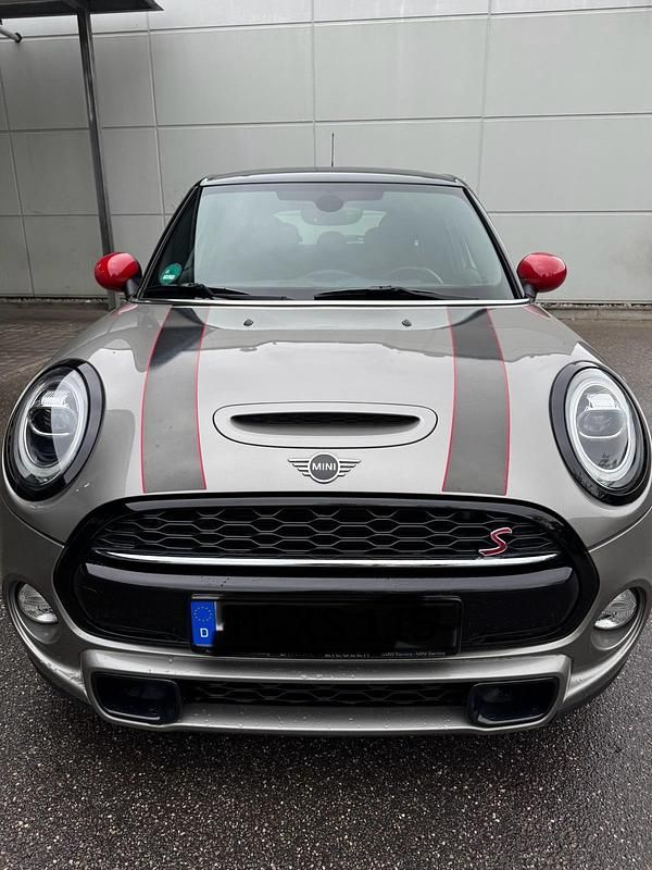 Silber Gebraucht 2018 Mini Cooper S Kleinwagen | 19.600 € (Fairer Preis) - Bild 1/4