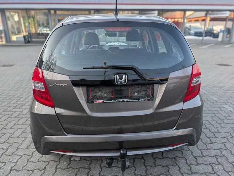 Gebraucht Honda Jazz Trend 90 PS (66 kW) 2014 Grau Kleinwagen