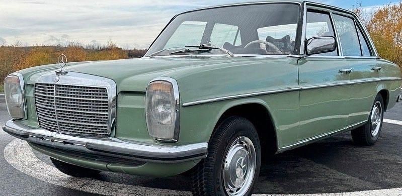 Gebraucht Mercedes 200 54 PS (39 kW) 1975 Limousine