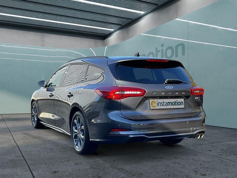 Usata Ford Focus ST-Line 155 CV (114 kW) 2023 Grigio Station wagon