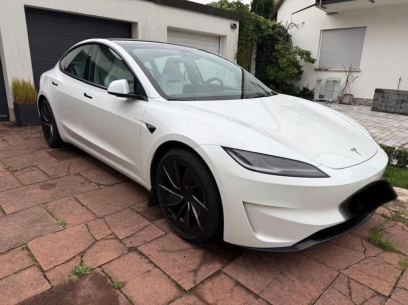Gebraucht Tesla Model 3 Performance 338 kW (460 PS) 2024 Weiß Limousine