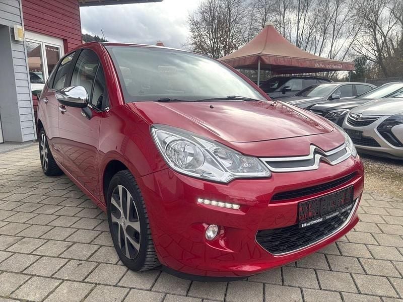 Gebraucht Citroën C3 SELECTION 82 PS (60 kW) 2015 Rot Limousine