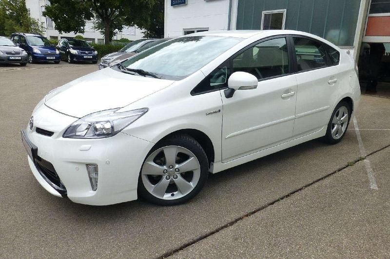 Weiss pearl Gebraucht 2013 Toyota Prius Executive Kleinwagen | 14.390 € (Fairer Preis) - Bild 1/4