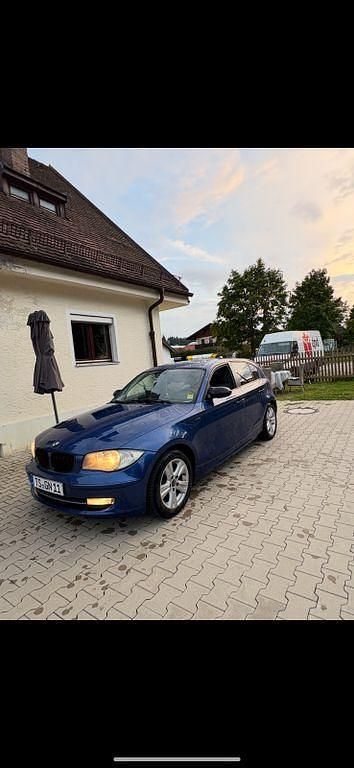 Gebraucht BMW 120 177 PS (130 kW) 2007 Blau Kleinwagen