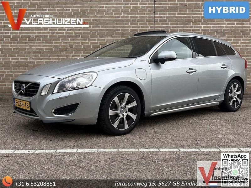 Grau Gebraucht 2013 Volvo V60 Kombi | 6.350 € (Fairer Preis) - Bild 1/4