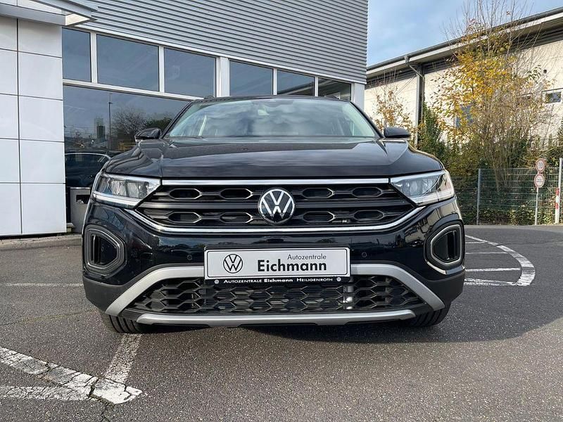 Neu VW T-Roc Life 150 PS (110 kW) 2025 Schwarz SUV