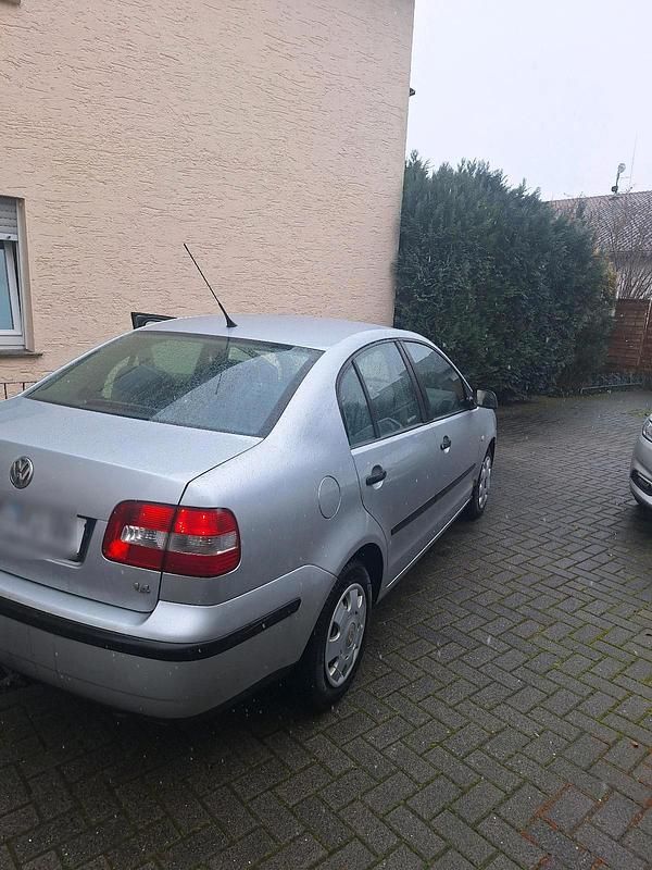 Gebraucht VW Polo 75 PS (55 kW) 2004 Silber Kleinwagen