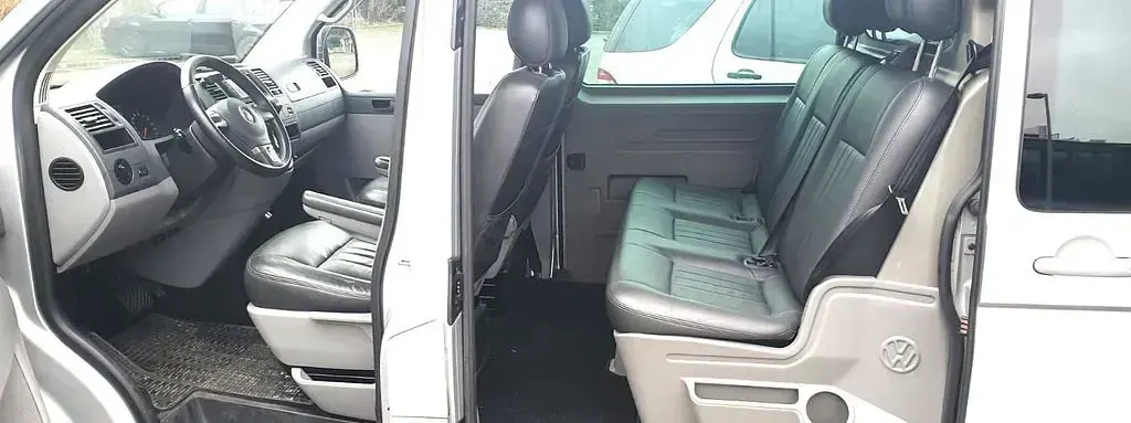 Usado VW Transporter 174 HP (127 kW) 2008 Cinzento Van