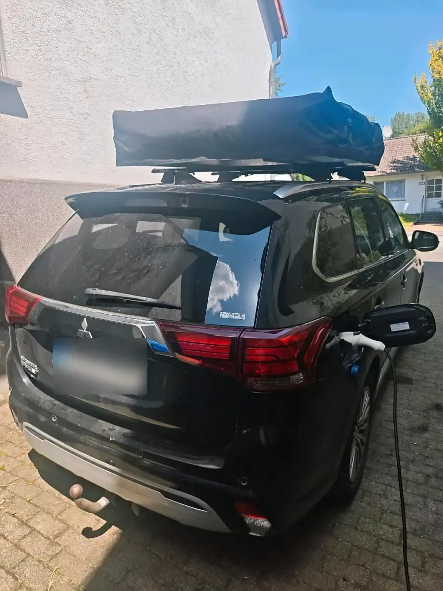 Gebraucht Mitsubishi Outlander P-HEV Top 224 PS (164 kW) 2019 Schwarz SUV