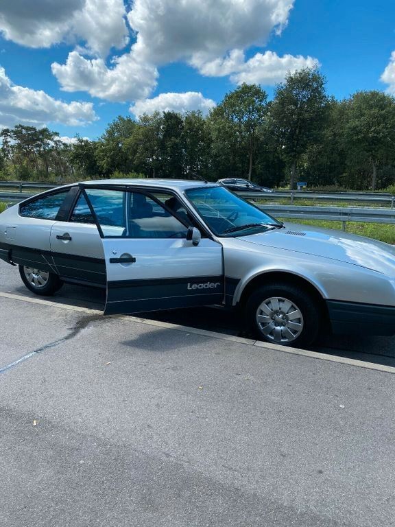 Grau Gebraucht 1988 Citroën CX Limousine | 8.400 € - Bild 1/4