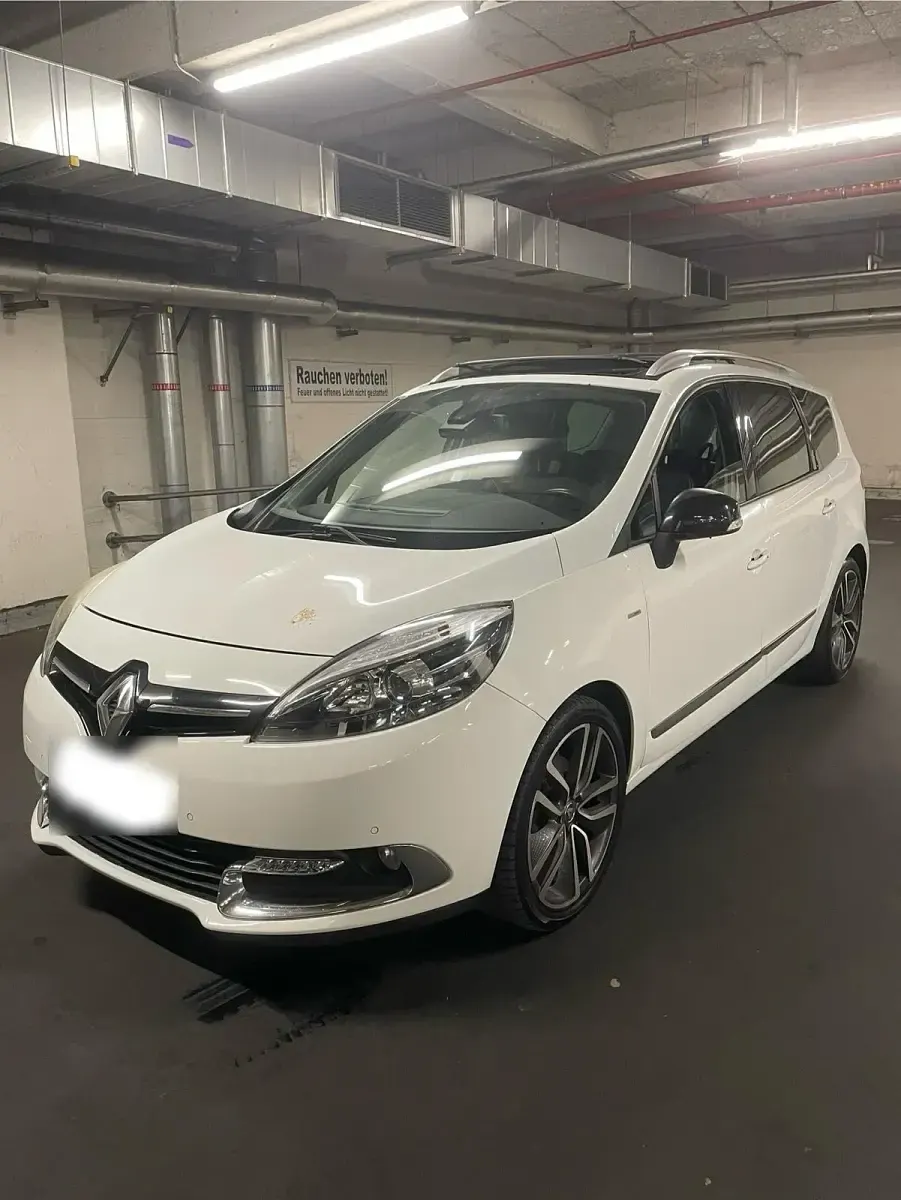 Gebraucht Renault Grand Scénic III Bose Edition 130 PS (95 kW) 2014 Weiß Van / Kleinbus