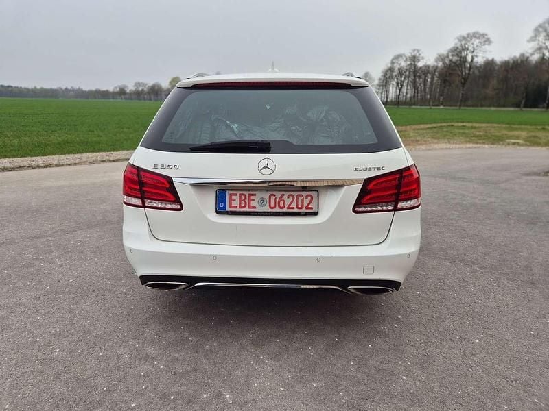 Usata Mercedes E350 252 CV (185 kW) 2014 Bianco Station wagon