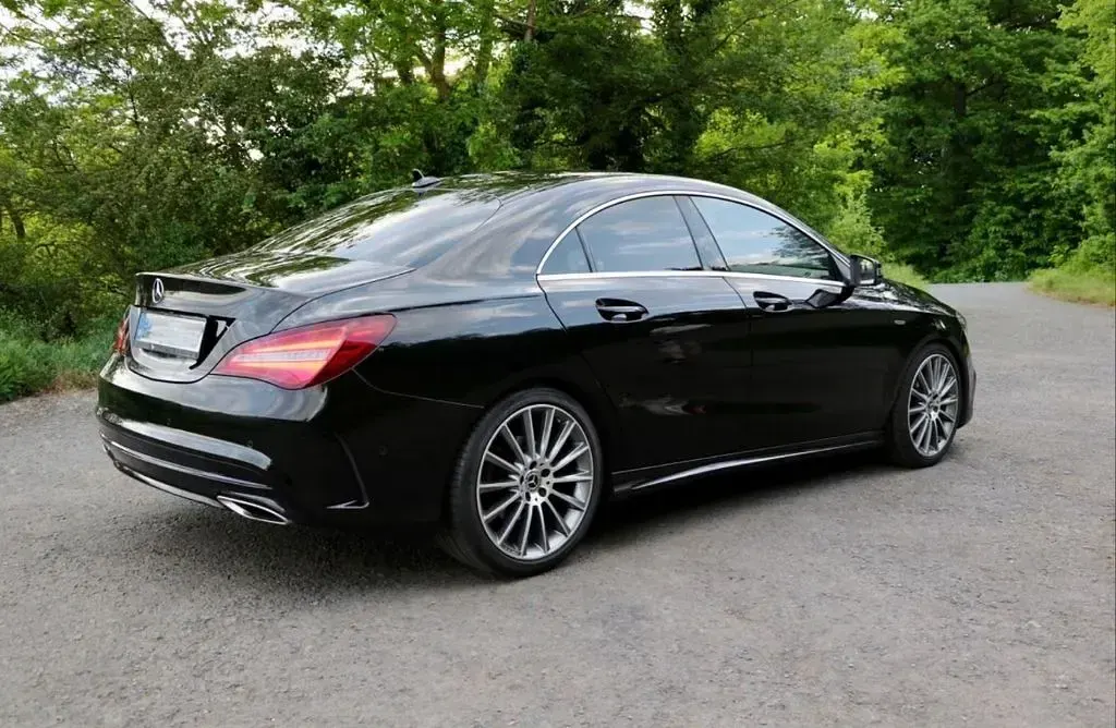 Gebraucht Mercedes CLA180 AMG line 122 PS (89 kW) 2017 Schwarz Limousine