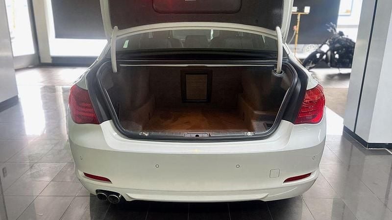 Gebraucht BMW 730 245 PS (180 kW) 2011 Weiß Limousine