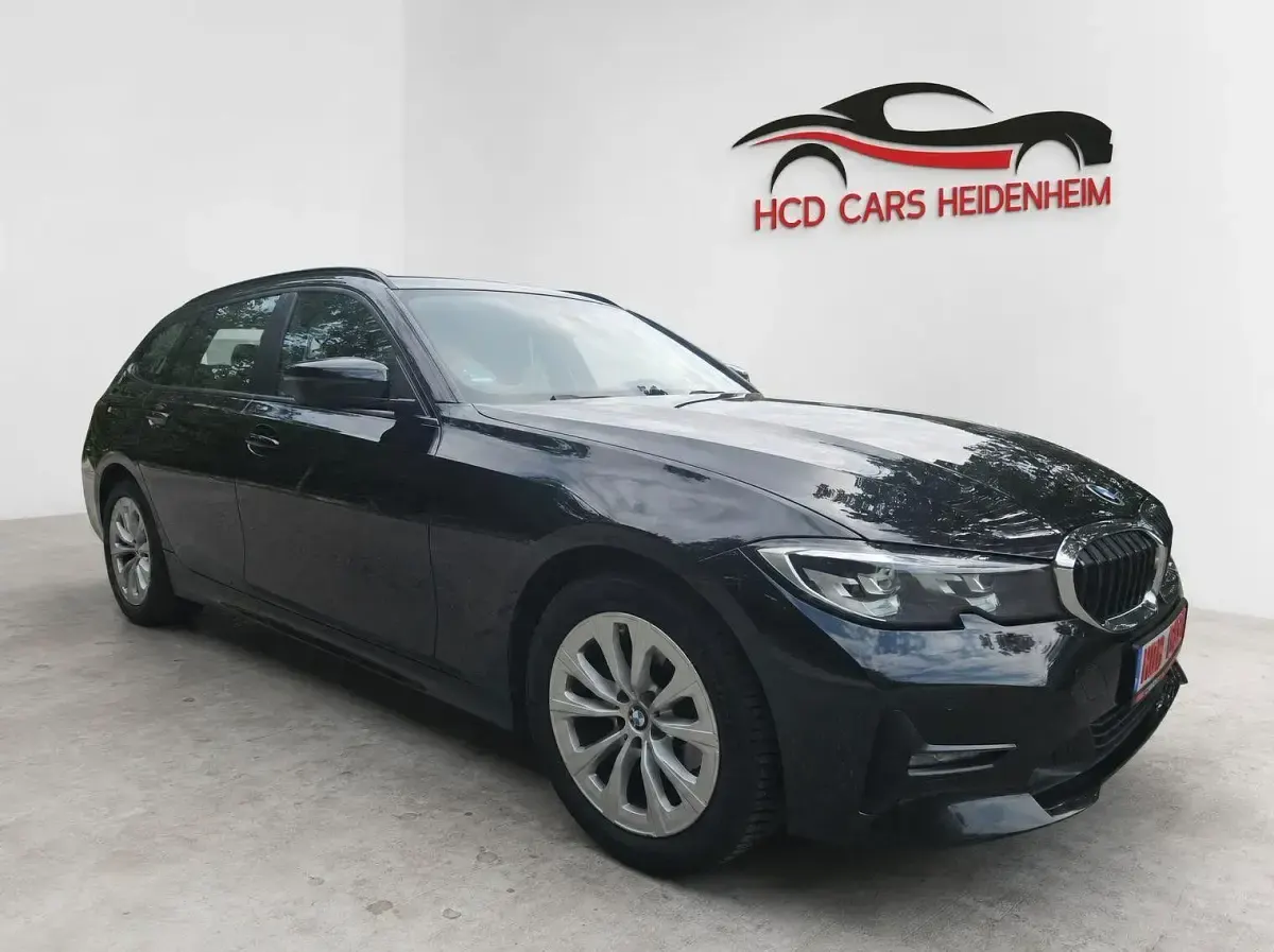 Gebraucht BMW 318 Advantage 150 PS (110 kW) 2020 Schwarz Kombi