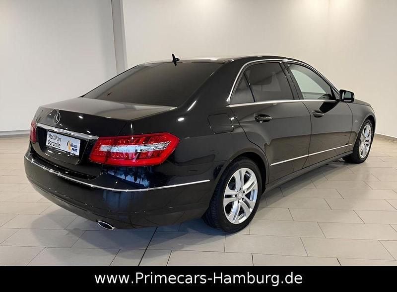 Gebraucht Mercedes E350 Avantgarde 231 PS (169 kW) 2010 Schwarz Limousine