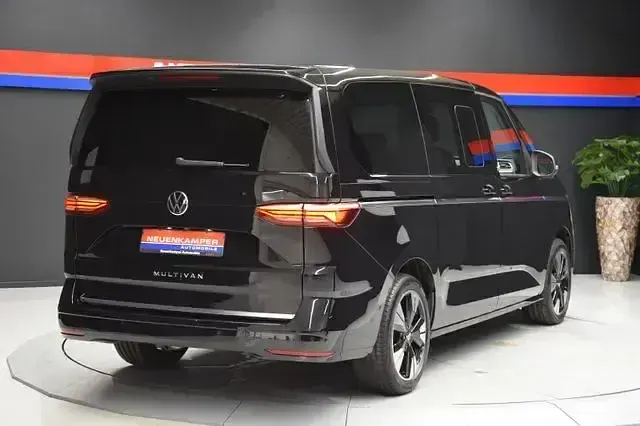 Gebraucht VW Multivan Style 150 PS (110 kW) 2024 Andere Van / Kleinbus