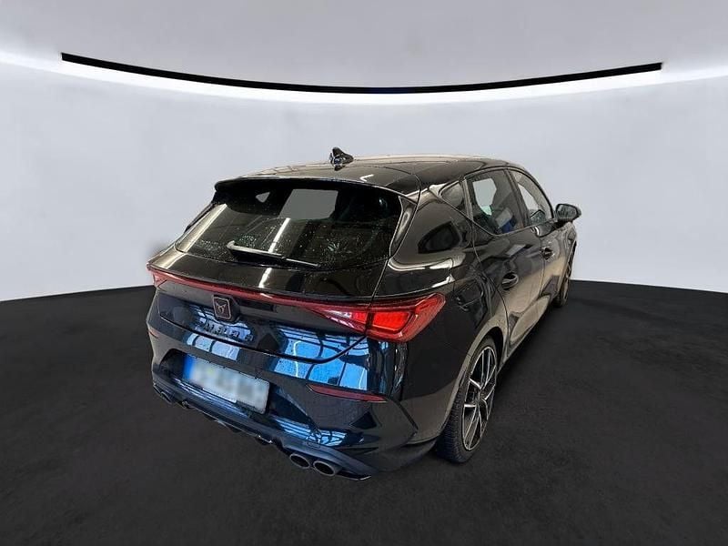 Gebraucht Cupra Leon VZ 300 PS (220 kW) 2022 Mitternachtsschwarz Limousine