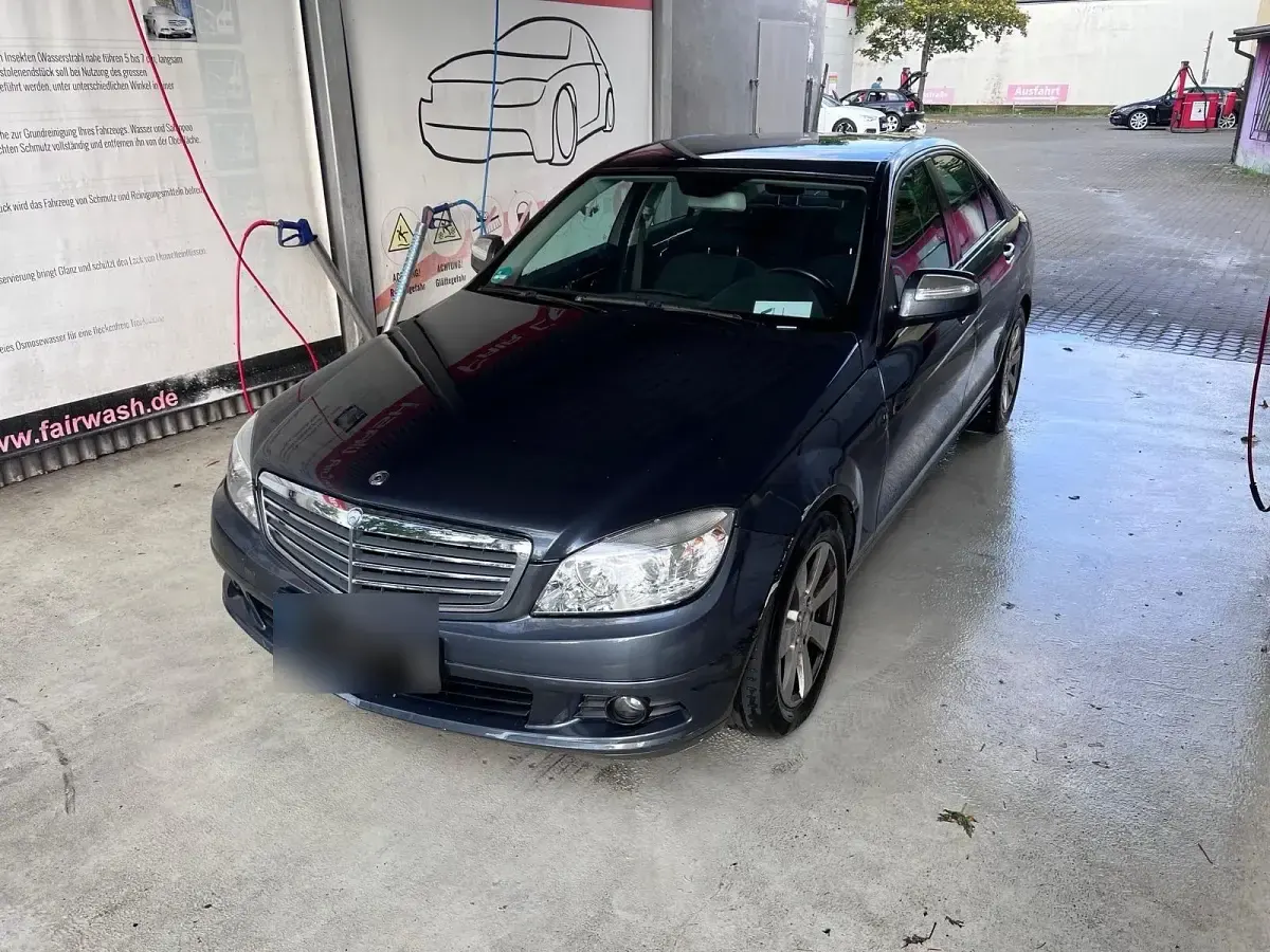 Gebraucht Mercedes C180 Avantgarde 156 PS (114 kW) 2007 Schwarz Limousine