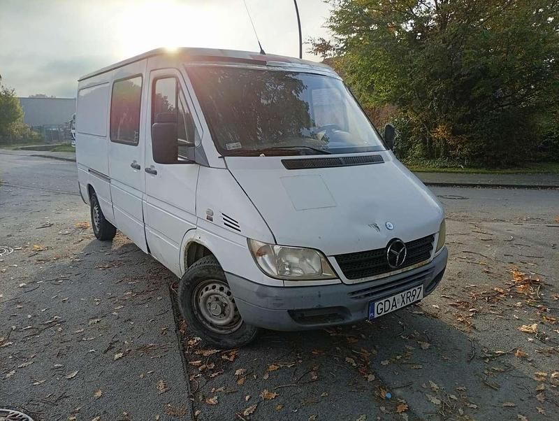 Weiß Gebraucht 2004 Mercedes Sprinter Van | 2.350 € (Superpreis) - Bild 1/4
