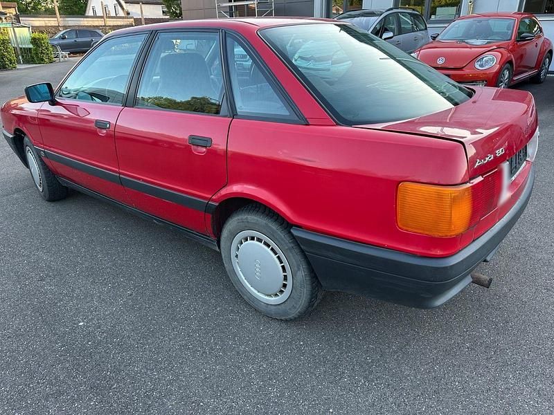 Second-hand Audi 80 75 CP (55 kW) 1988 Roșu Berlinǎ