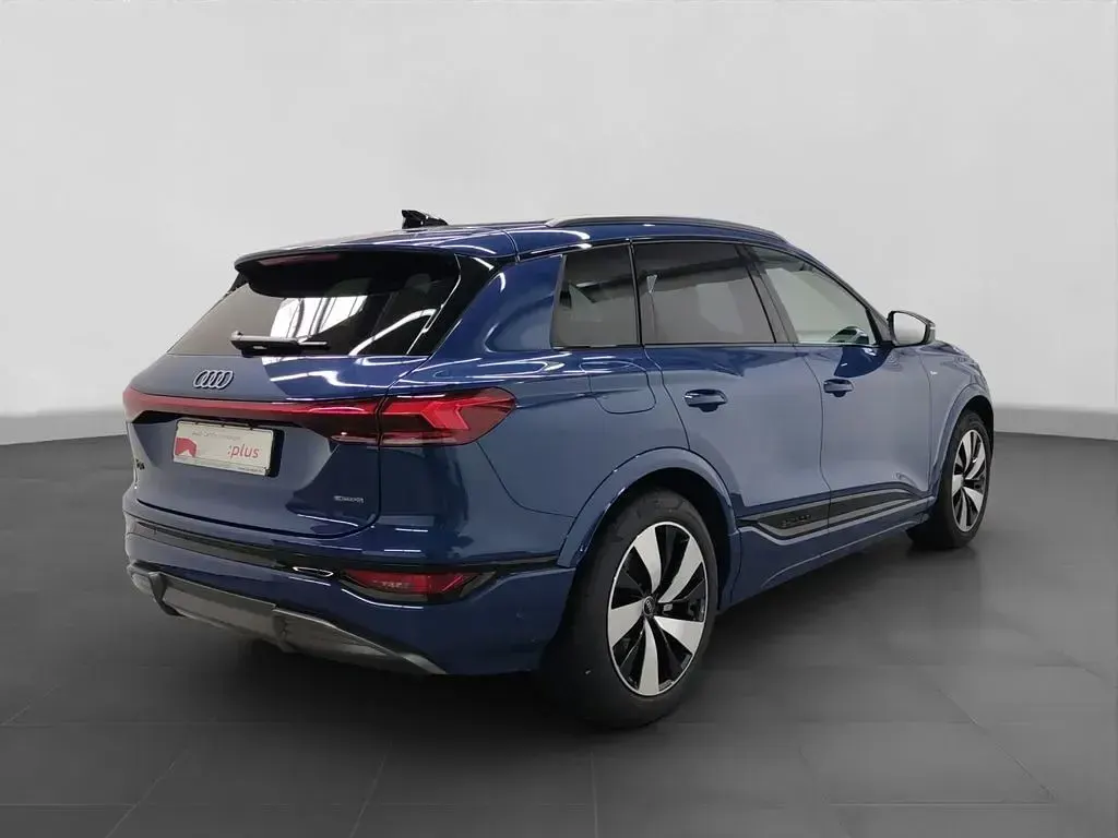 Usata Audi Q6 e-tron S-Line 284 kW (387 CV) 2024 Blu SUV