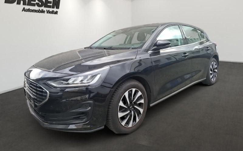 Schwarz Gebraucht 2024 Ford Focus Titanium Limousine | 19.990 € (Guter Preis) - Bild 1/4