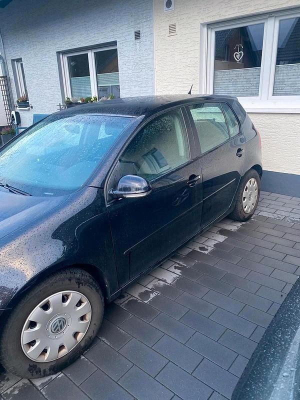 Gebraucht VW Golf V 115 PS (84 kW) 2007 Schwarz Kleinwagen