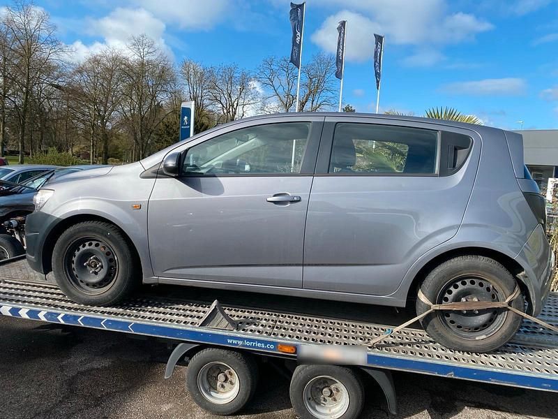 Gebraucht Chevrolet Aveo 100 PS (73 kW) 2012 Kleinwagen