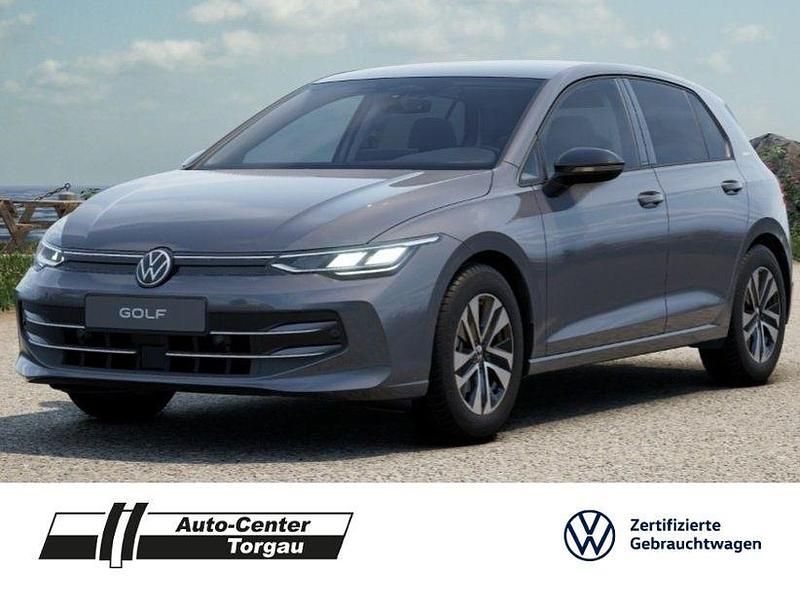 Neu VW Golf VIII 150 PS (110 kW) 2026 Grau Limousine