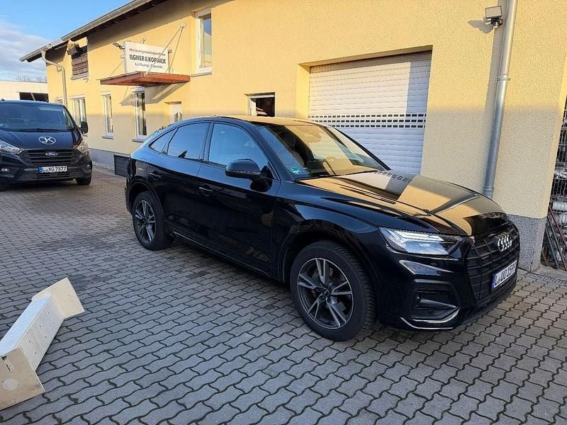 Schwarz Gebraucht 2023 Audi Q5 Sportback Advanced SUV | 39.900 € (Guter Preis) - Bild 1/4