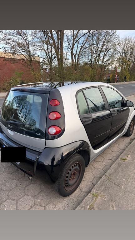 Second-hand Smart ForFour Pulse 75 CP (55 kW) 2004 Negru Hatchback