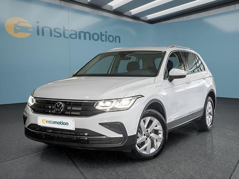 Weiß Gebraucht 2022 VW Tiguan SUV | 28.649 € (Guter Preis) - Bild 1/4