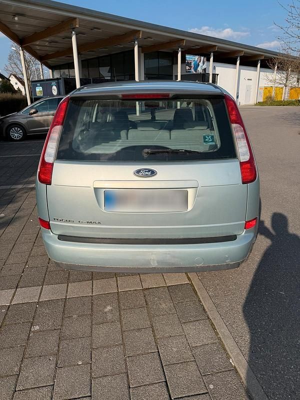 Second-hand Ford Focus 125 CP (91 kW) 2004 Verde Break