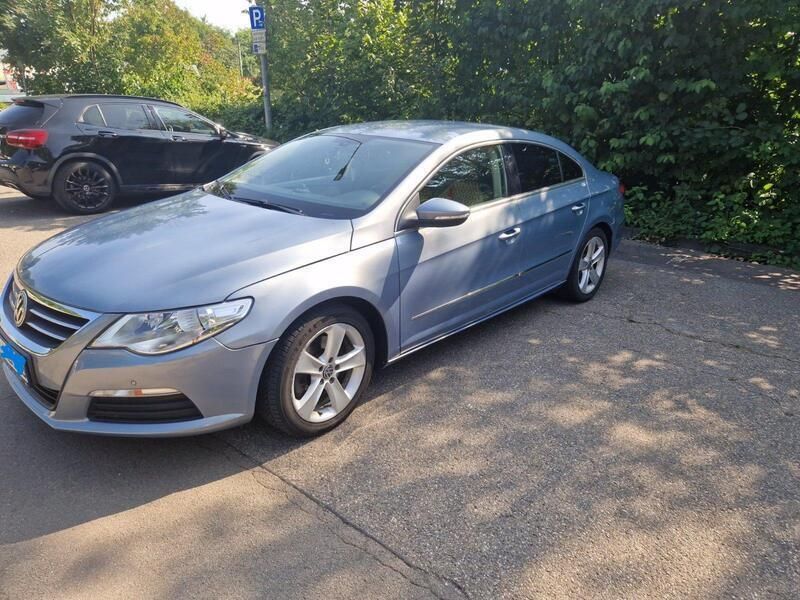 Grau Gebraucht 2011 VW CC Limousine | 9.000 € (Etwas zu teuer) - Bild 1/4