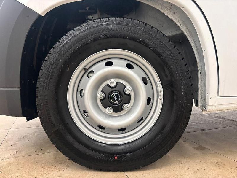 Gebraucht Opel Movano 140 PS (102 kW) 2024 Weiß Van