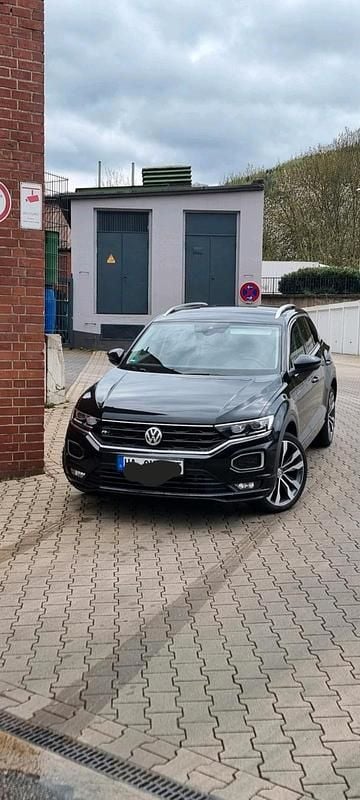 Schwarz Gebraucht 2020 VW T-Roc IQ Drive SUV | 20.300 € (Fairer Preis) - Bild 1/4