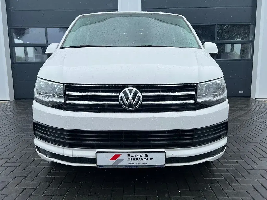 Gebraucht VW Multivan Comfortline 150 PS (110 kW) 2016 Candyweiß Van / Kleinbus