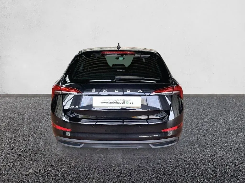 Second-hand Skoda Scala Style 150 CP (110 kW) 2023 Negru Hatchback