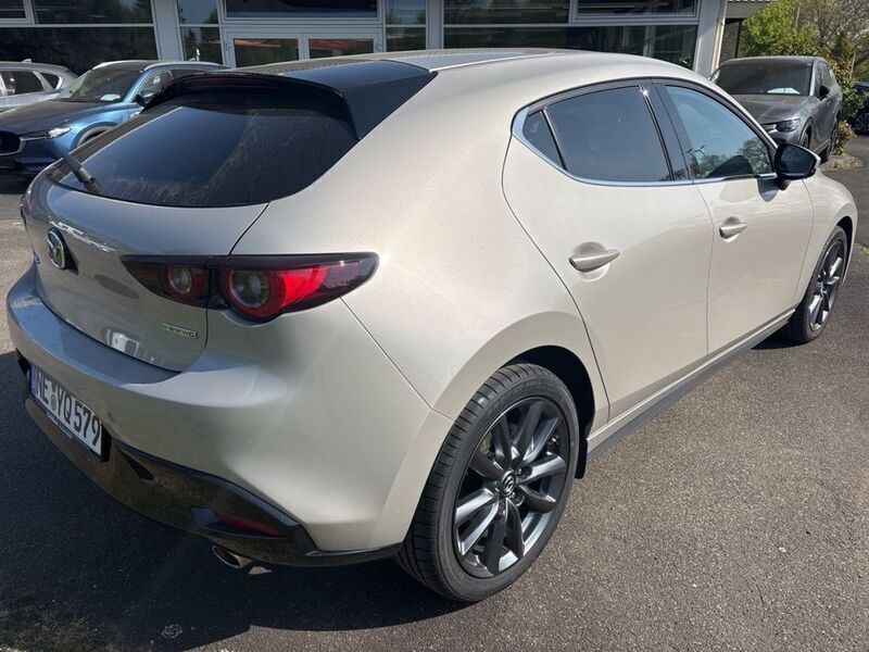 Gebraucht Mazda 3 Exclusive-Line 140 PS (102 kW) 2025 Platinum quartz m Limousine