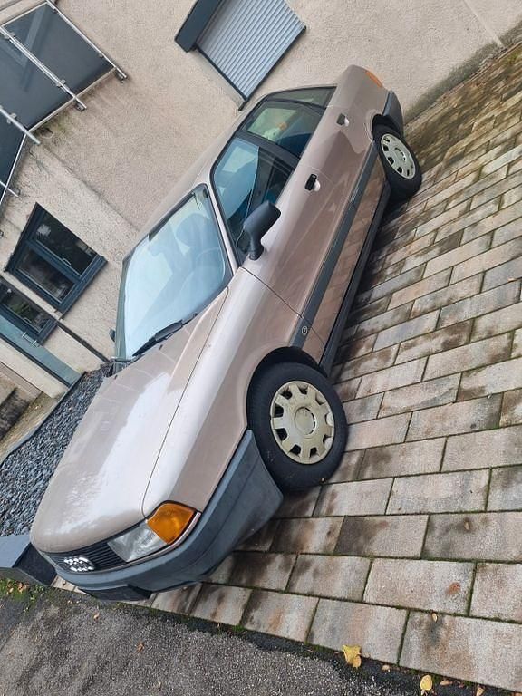 Second-hand Audi 80 110 CP (80 kW) 1987 Berlinǎ