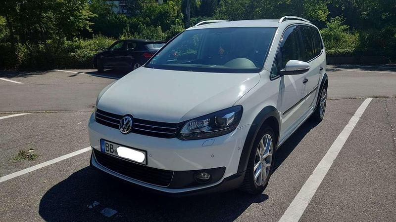 Gebraucht VW Touran Cross 177 PS (130 kW) 2015 Weiß Van / Kleinbus