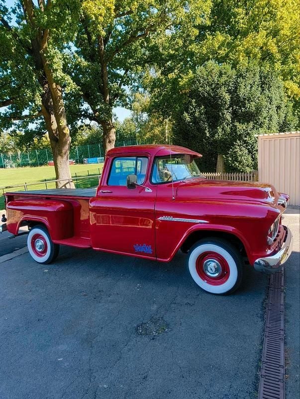 Rot Gebraucht 1955 Chevrolet 2500 Abholung | 38.000 € - Bild 1/4
