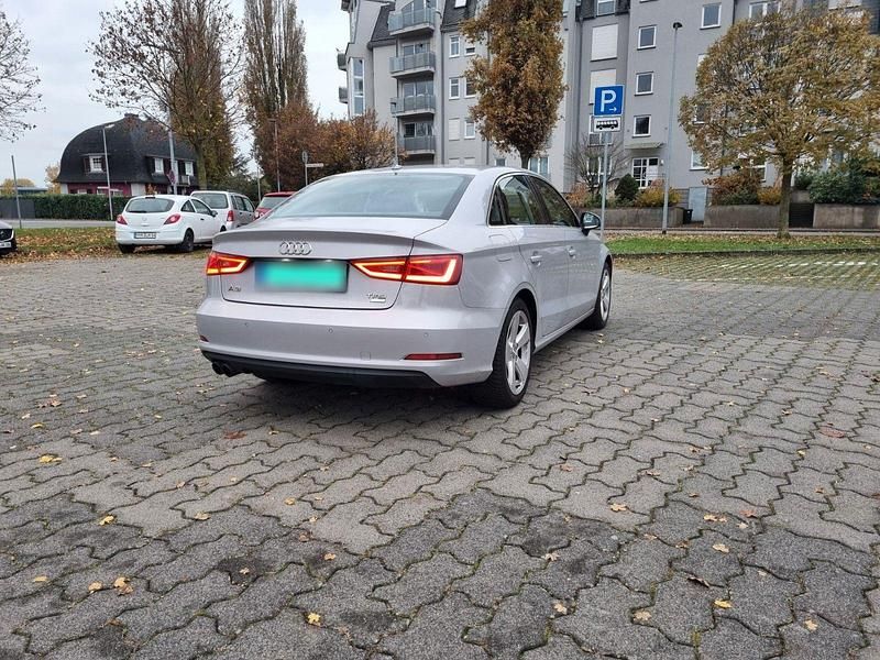 Gebraucht Audi A3 S-Line 150 PS (110 kW) 2014 Grau Limousine