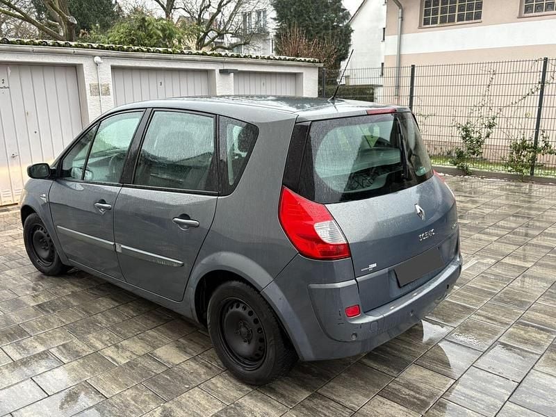 Gebraucht Renault Scénic 111 PS (81 kW) 2007 Braun Van / Kleinbus