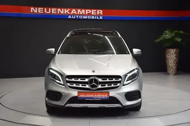 Gebraucht Mercedes GLA250 AMG 211 PS (155 kW) 2020 Silber SUV